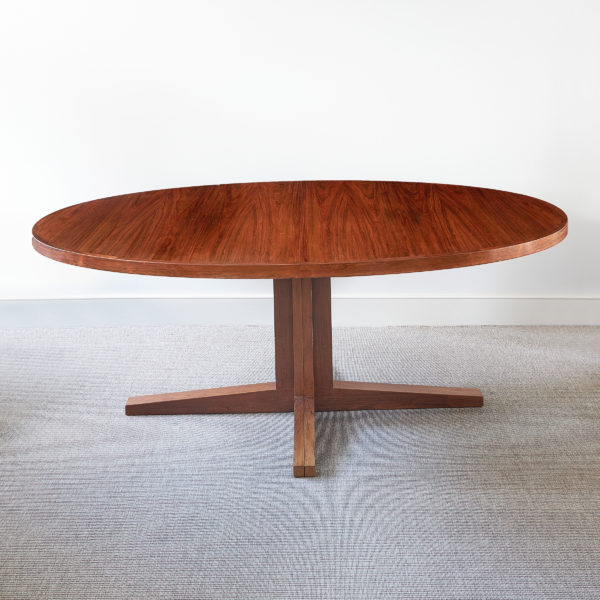‘Model HM55’ extendable oval rosewood dining table by John Mortensen for Heltborg Møbelfabrik, 1960s